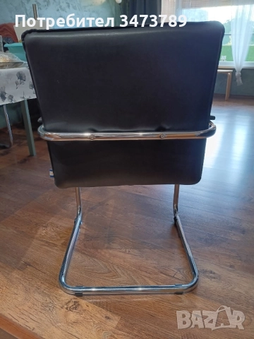 конферентен стол