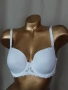 Triumph 80 B Бял сутиен с дантела , снимка 7