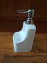 диспенсър за сапун с поставка за гъба , снимка 1 - Аксесоари за кухня - 40374809