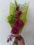 Цветя от мъниста-гладиоли. , снимка 1 - Изкуствени цветя - 41856661