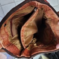 FERRO MODA естествена кожа чанта,красив десен,дълга дръжка, снимка 10 - Чанти - 38985776