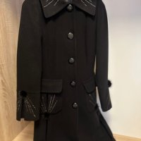 Зимно елегантно палто, размер S, снимка 4 - Палта, манта - 44443070