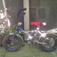 Детски колела Spiderman 10" - 12", снимка 4 - Велосипеди - 41973354