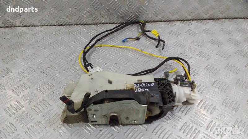 Брава врата Mercedes S-Class W220 2001г.(предна дясна)	, снимка 1