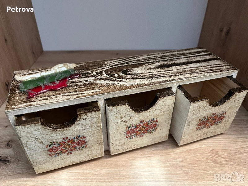 Дървена кутия с декупаж, снимка 1