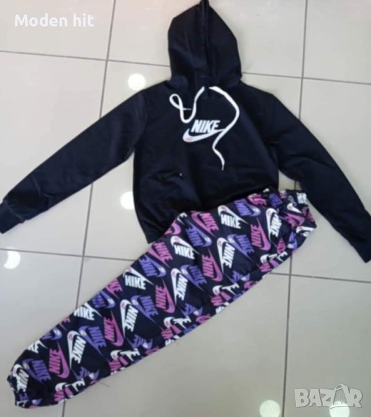 Nike дамски екип реплика, снимка 1