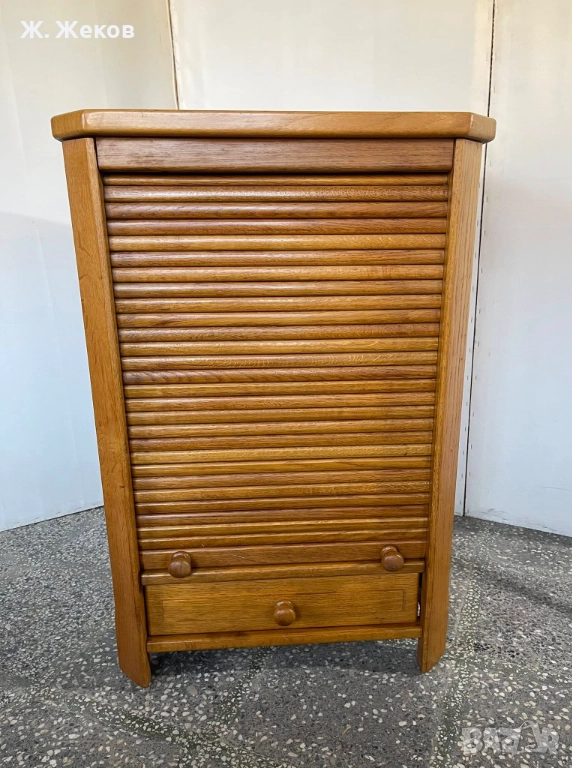 Дъбов шкаф, снимка 1