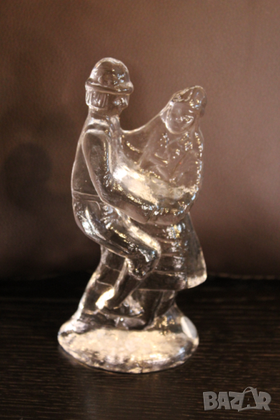 стъклена фигура , снимка 1