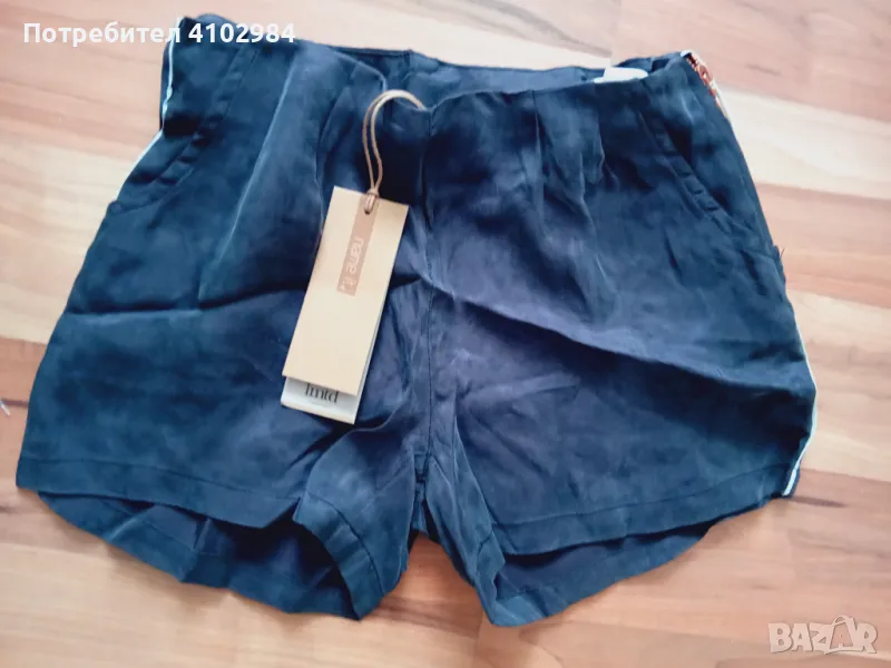 нови къси панталонки 110-116см, снимка 1