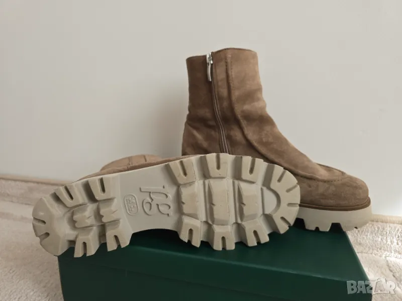 Велурени боти Paul Green - бежови - EU 40, UK 6.5, снимка 1