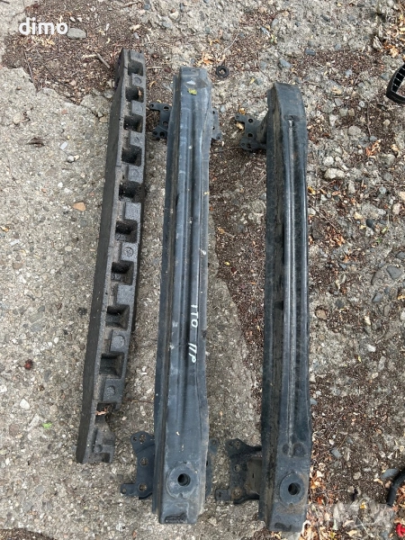 греда предна броня VW Touran 2003- основа държач зад под  метална, снимка 1