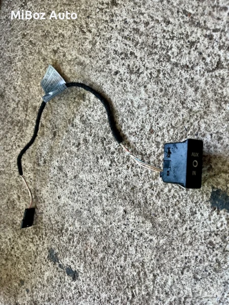 AUX букса БМВ Е90 91 BMW, снимка 1