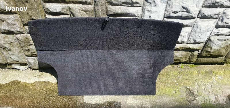 Задна кора багажник над резервната гума за бмв е36 комби решетки тонколони бмв е36 комби , снимка 1