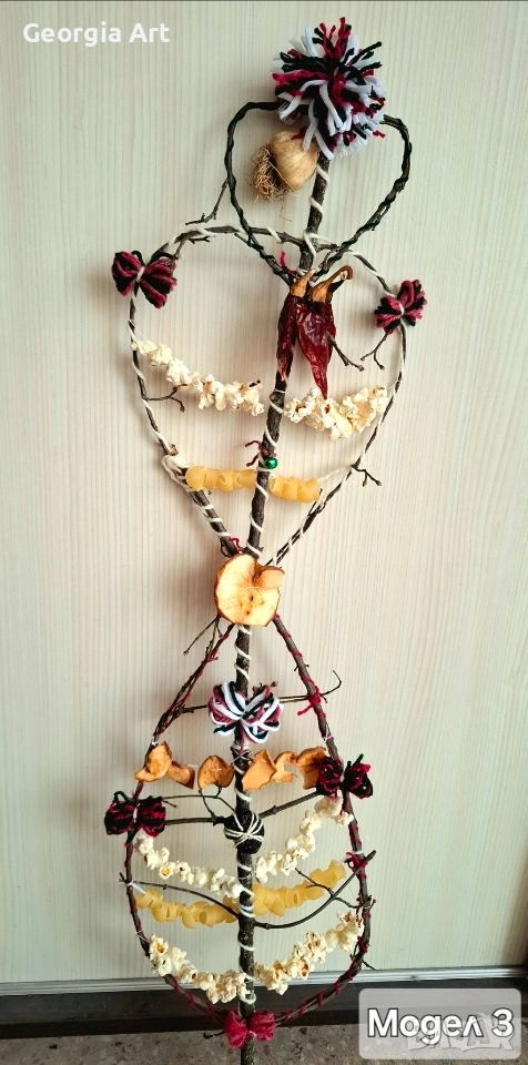 Сурвачка от дрян с автентична украса М3, снимка 1