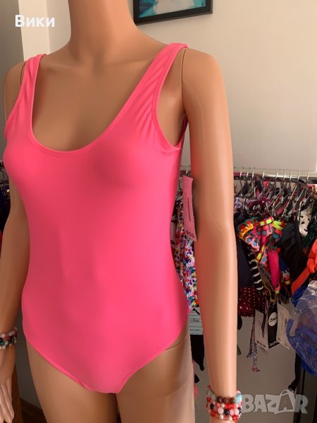 Цял бански, наличен в размер S и М, снимка 1