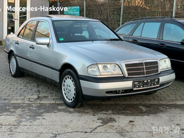 Mercedes-Benz C 180 Classic, снимка 1