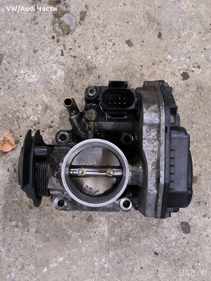 Дроселова клапа за Голф 4 Ауди Сеат Шкода 1.4 VW Golf 4 Audi A3 Seat Skoda 1.4 16V 030133064F, снимка 1