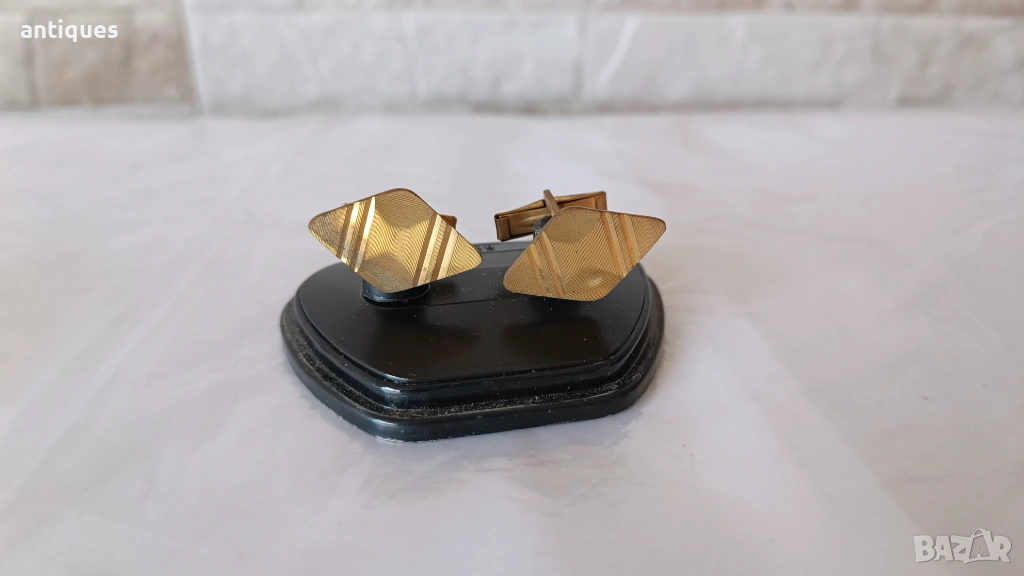 Стари позлатени ръкавели / бутонели - ДУБЛЕ - от времето на соц-а, снимка 1