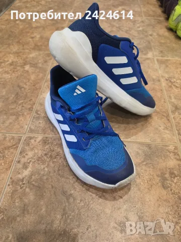 Маратонки Nike.Adidas