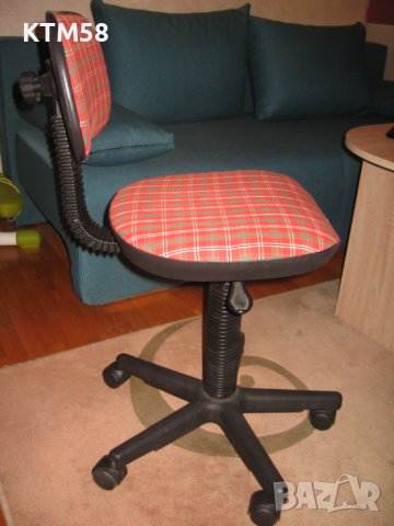 детско столче за бюро  (офис стол) , снимка 3 - Мебели за детската стая - 44348557