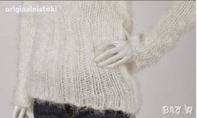 бял мек пуловер размер М нов, снимка 3 - Блузи с дълъг ръкав и пуловери - 34482238