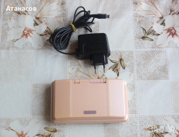 Nintendo DS Original Pink Handheld Console - Нинтендо ДС, снимка 1 - Nintendo конзоли - 38992279