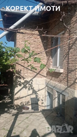 ПРОДАВА ТУХЛЕНА КЪЩА в село Новосел, снимка 15 - Къщи - 51395406