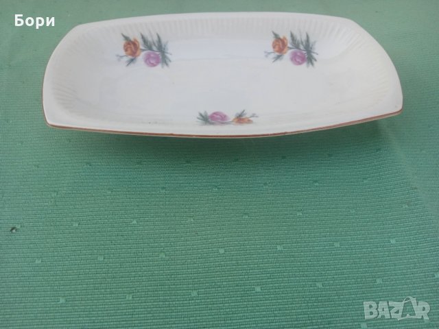 Стар порцелан плато, снимка 3 - Чинии - 35747740