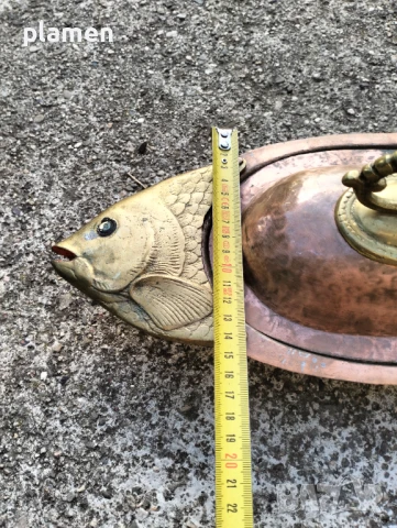 Ръчно изработен меден поднос във формата на риба, снимка 3 - Антикварни и старинни предмети - 51227765