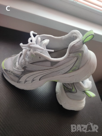 Дамски маратонки на Пума номер 39