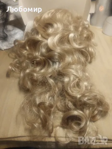 Дълга тъмно руса перука 17, снимка 1