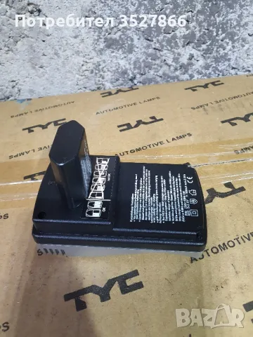 Зарядно за батерии , снимка 2 - Други инструменти - 48592715