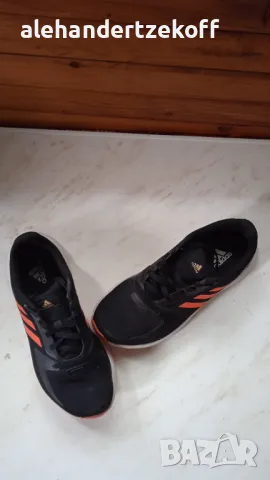 Маратонки Adidas, снимка 7 - Маратонки - 50430784