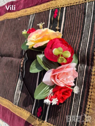 Диадема с цветя за народна носия, снимка 13 - Аксесоари за коса - 45433325