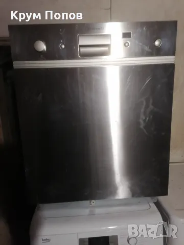 Миялна машина за части Bauknecht, снимка 2 - Съдомиялни - 48965286