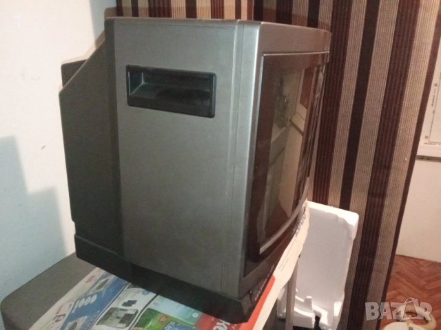Ретро телевизор Sony Trinitron, снимка 9 - Антикварни и старинни предмети - 51875396