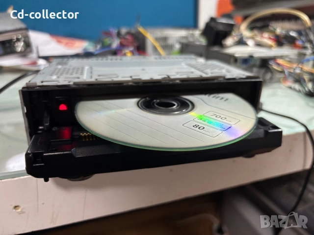 KENWOOD KDC W7141U - МНОГО ЗАПАЗЕН , снимка 5 - Радиокасетофони, транзистори - 52726266