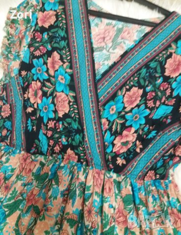 УНИКАЛНО КРАСИВА рокля на цветя с остро деколте, снимка 2 - Рокли - 41166332