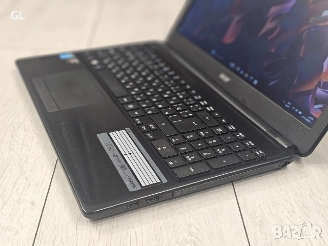 Acer aspire i5/8Ram/SSD , снимка 3 - Лаптопи за игри - 52345660