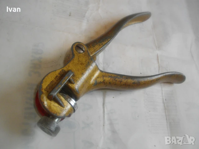 SOMAX 250 ПРЕЦИЗНИ КЛЕЩИ С НАТРОЙКА 4-12мм ЗА НАПРАВА НА ЧАПРАЗ НА ТРИОНИ И БАНЦИГОВИ ЛЕНТИ