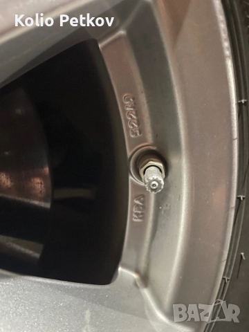 Оригинални джанти 17” Hyundai + зимни гуми Continental + TPMS, снимка 2 - Гуми и джанти - 52820725