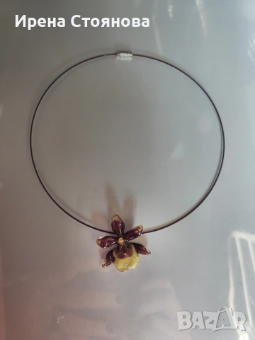 Колие с естествен цвят на мини орхидея. Цветче с размери 3,5/3,5 см. , снимка 4 - Колиета, медальони, синджири - 53738050