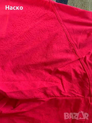 Нови дамски трекинг шорти и сърфшорти от найк и РИП Кърл, снимка 10 - Спортни екипи - 41519104