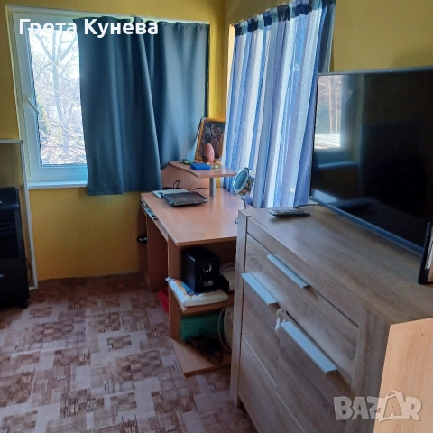 Къща с двор в Мечкарево, снимка 3 - Къщи - 53807889