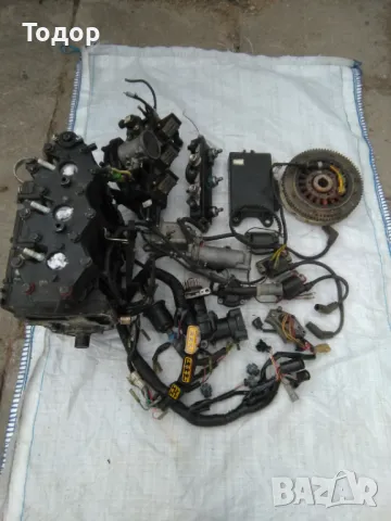 Продавам извънбордов д-л TOHATSU-40HP supra 2002г, за части, внос от Италия , снимка 11 - Воден транспорт - 27690285