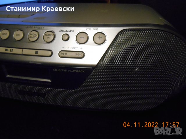 Sony CFDS05 CD Radio Cassette Boombox 2009, снимка 4 - Радиокасетофони, транзистори - 39024144