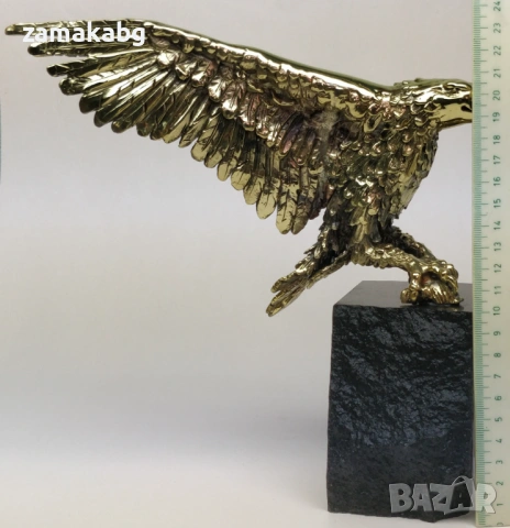 Бронзова пластика орел с поставка естествен камък черен гранит, снимка 8 - Статуетки - 53811210