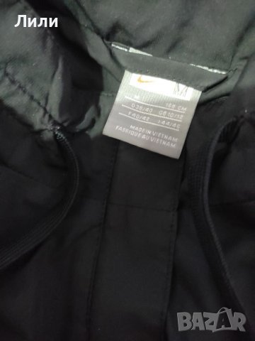 Оригинално яке/горнище Nike+ подарък къси панталони Nike, снимка 4 - Къси панталони и бермуди - 30068684