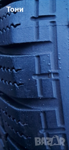 2 броя зимни гуми 165 65 15 перфектни, снимка 4 - Гуми и джанти - 52580624