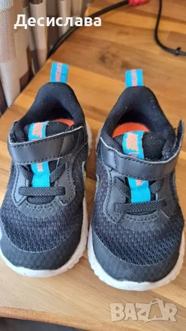 Nike Revolution бебешки маратонки, снимка 2 - Бебешки обувки - 56111147